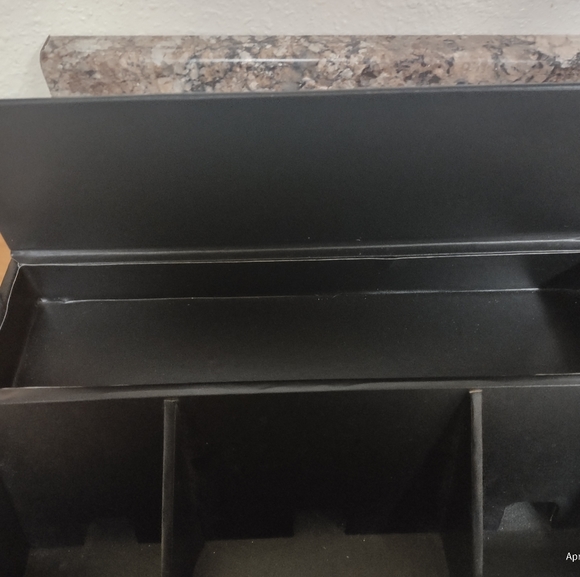 Desktop organizer. Masculine. Used in good condition. - Picture 4 of 4